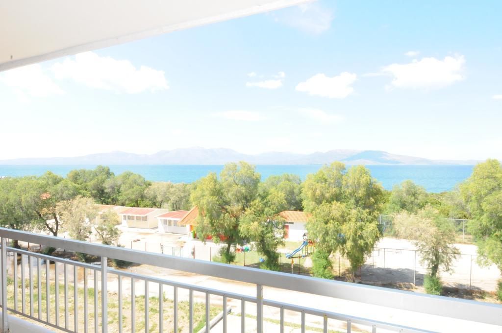 Agioi Apostoloi  Kinetta Apartments מראה חיצוני תמונה