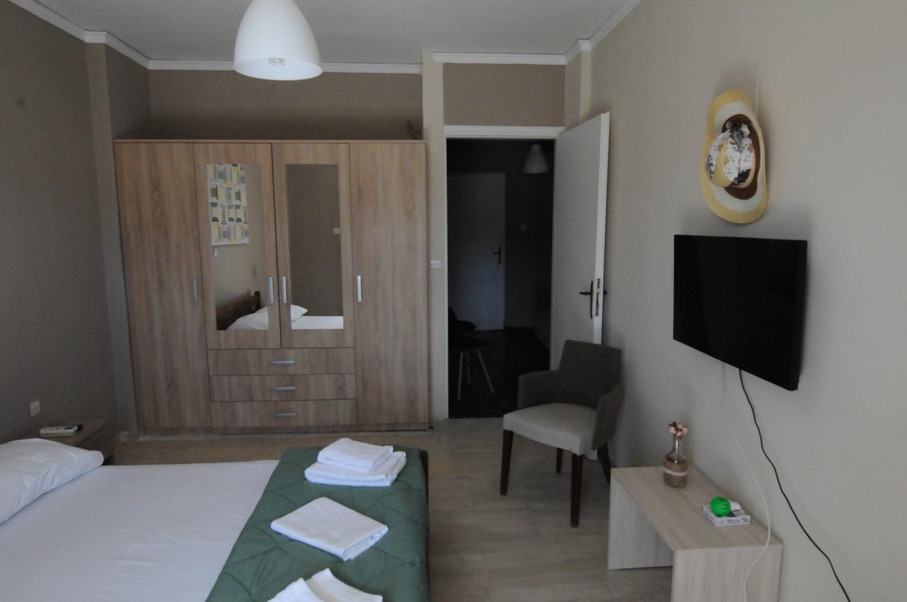 Agioi Apostoloi  Kinetta Apartments מראה חיצוני תמונה