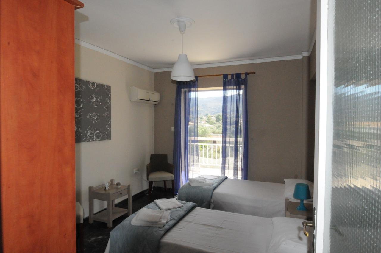 Agioi Apostoloi  Kinetta Apartments מראה חיצוני תמונה