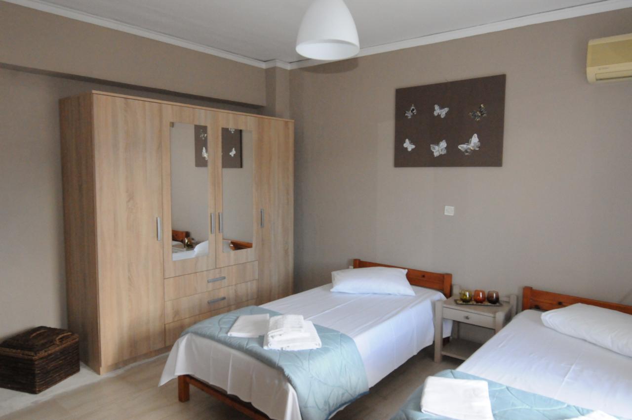 Agioi Apostoloi  Kinetta Apartments מראה חיצוני תמונה