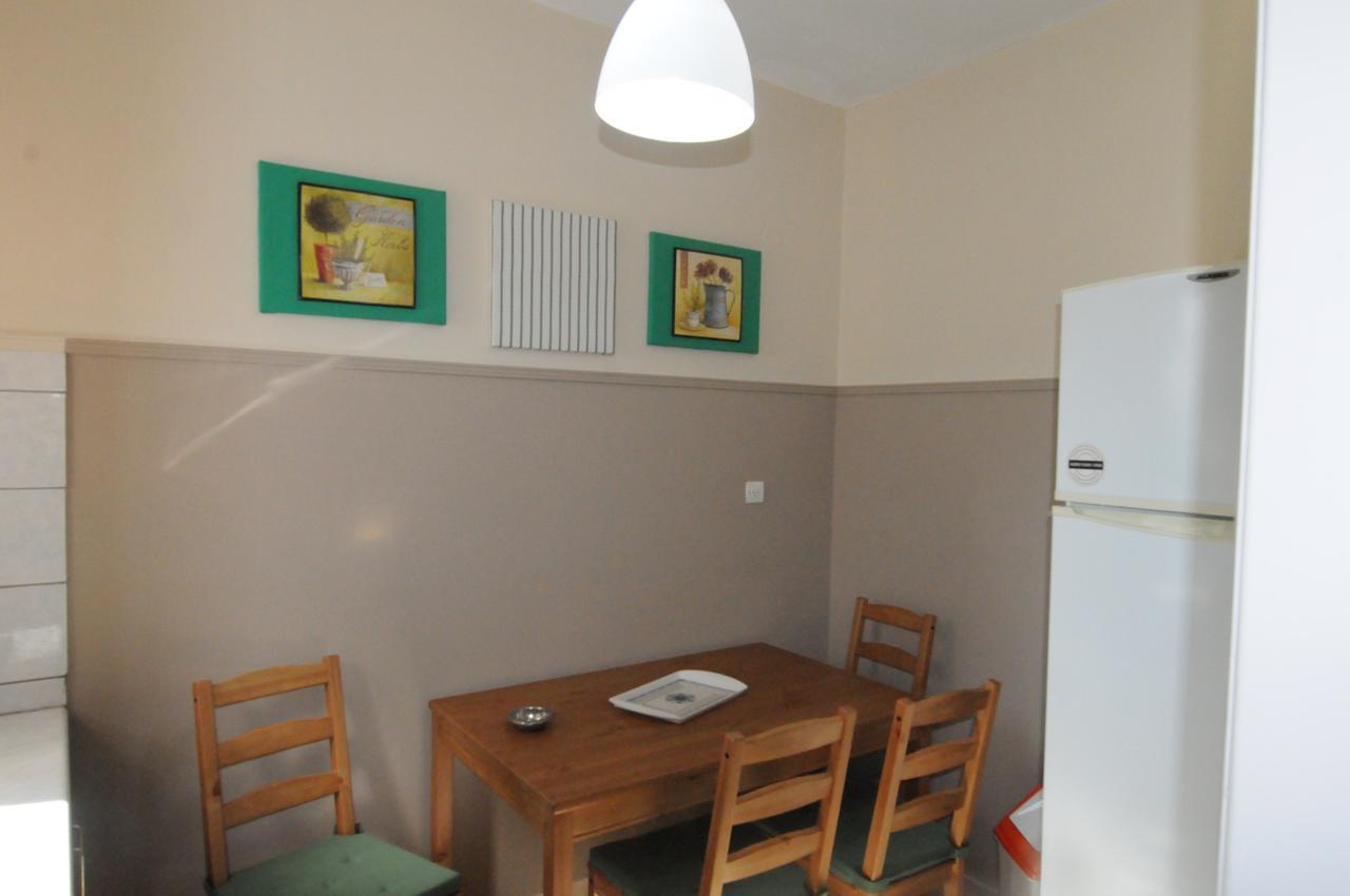 Agioi Apostoloi  Kinetta Apartments מראה חיצוני תמונה