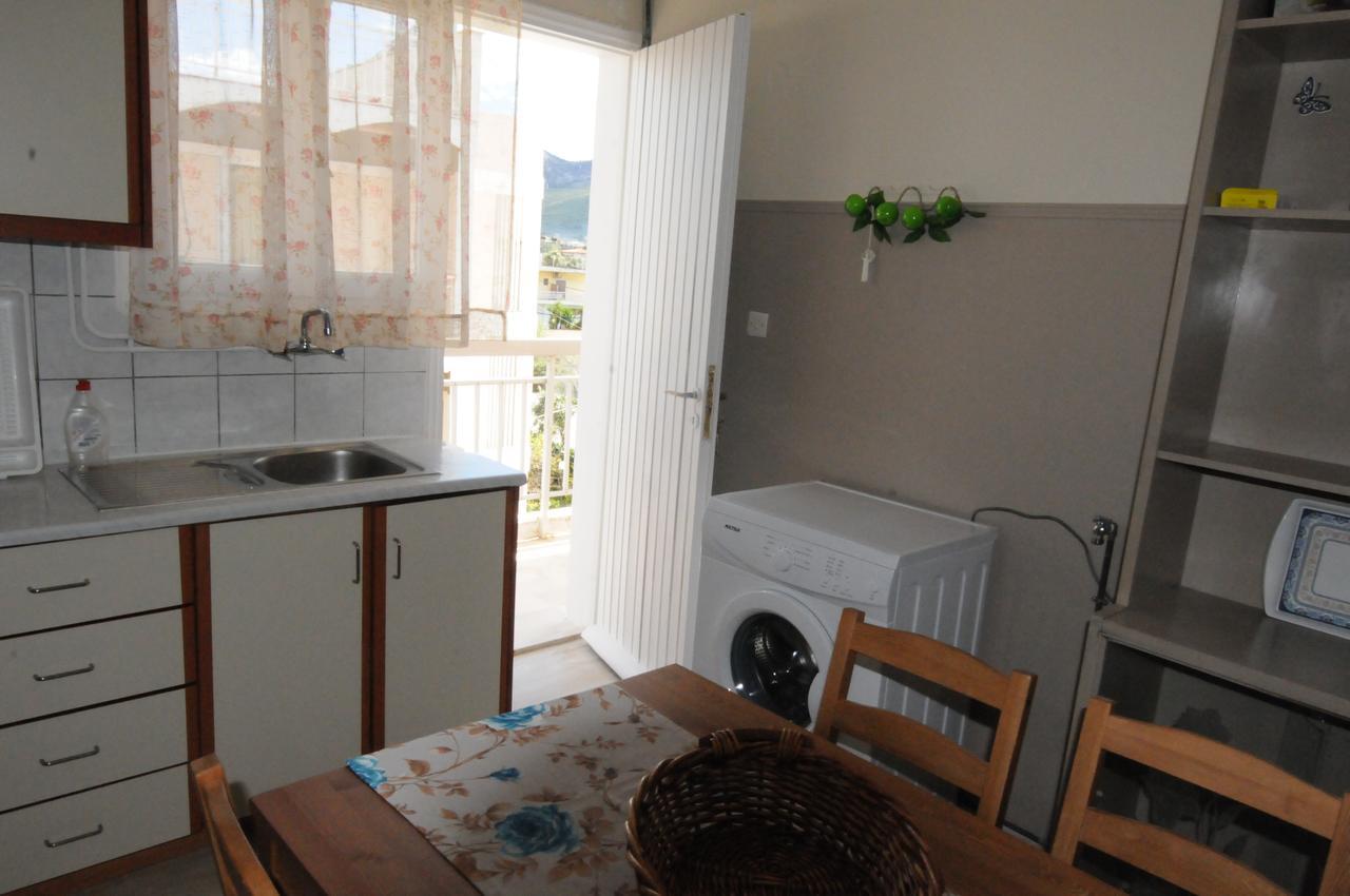 Agioi Apostoloi  Kinetta Apartments מראה חיצוני תמונה