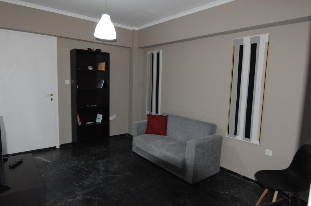 Agioi Apostoloi  Kinetta Apartments מראה חיצוני תמונה
