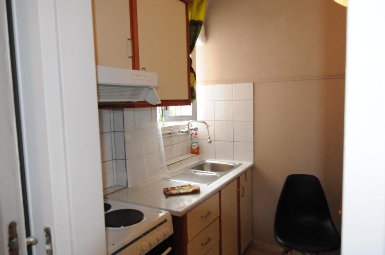 Agioi Apostoloi  Kinetta Apartments מראה חיצוני תמונה