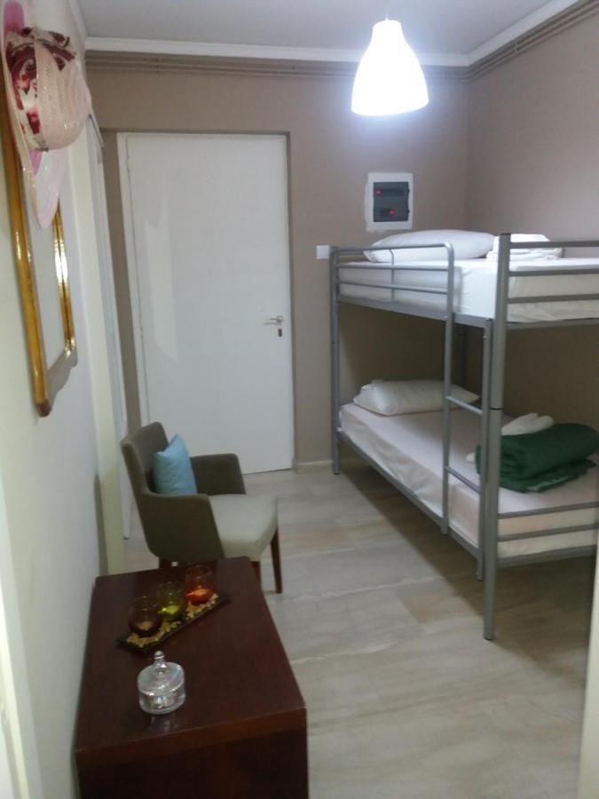 Agioi Apostoloi  Kinetta Apartments מראה חיצוני תמונה